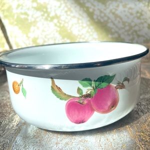 Vintage enamelware nested bowl. Fruit print. One bowl.